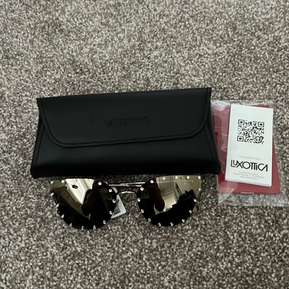 Valentino sunglasses